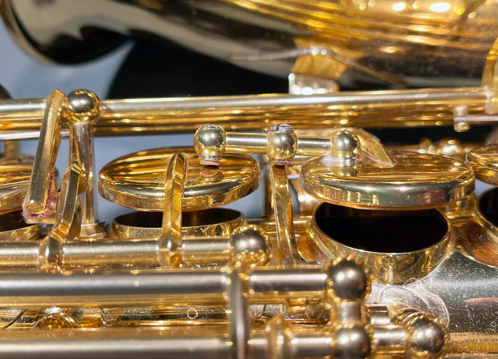 Close-up of the G# key and the mechanism that links it to other keys